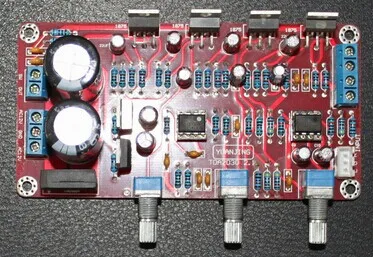 2.1ช่องTDA2030Aเครื่องขยายเสียงคณะกรรมการโดยใช้TDA2030AเดิมและNE5532.