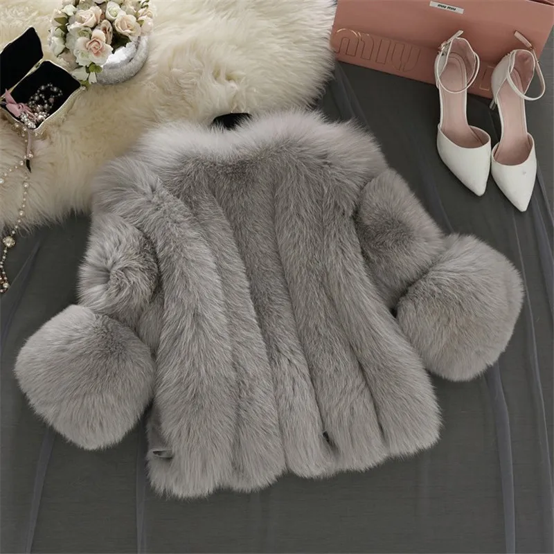 New S-4XL Winter Luxury Faux Fox Fur Coat women Slim Long Pink Red Blue Faux Fur Jacket Women Fake Fur Short Coats Female H701