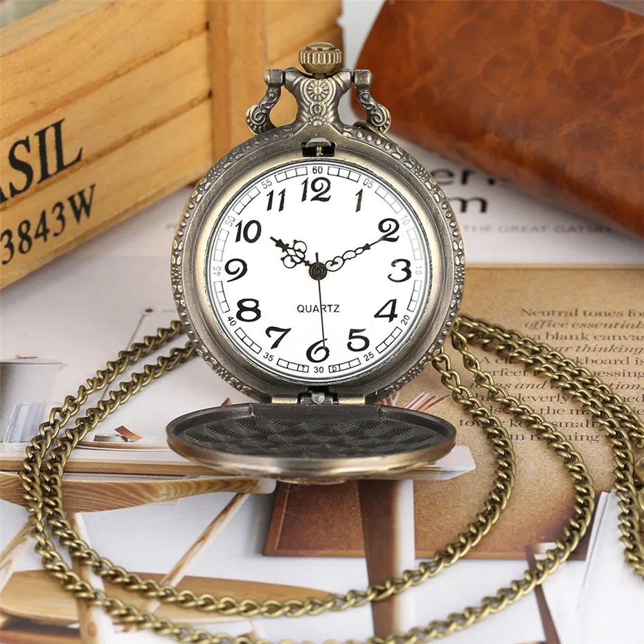 Reloj de bolsillo de cuarzo con pantalla de bombero de bronce, cadena Fob, exquisito diseño en relieve, colgante de collar, reloj de recuerdo Steampunk