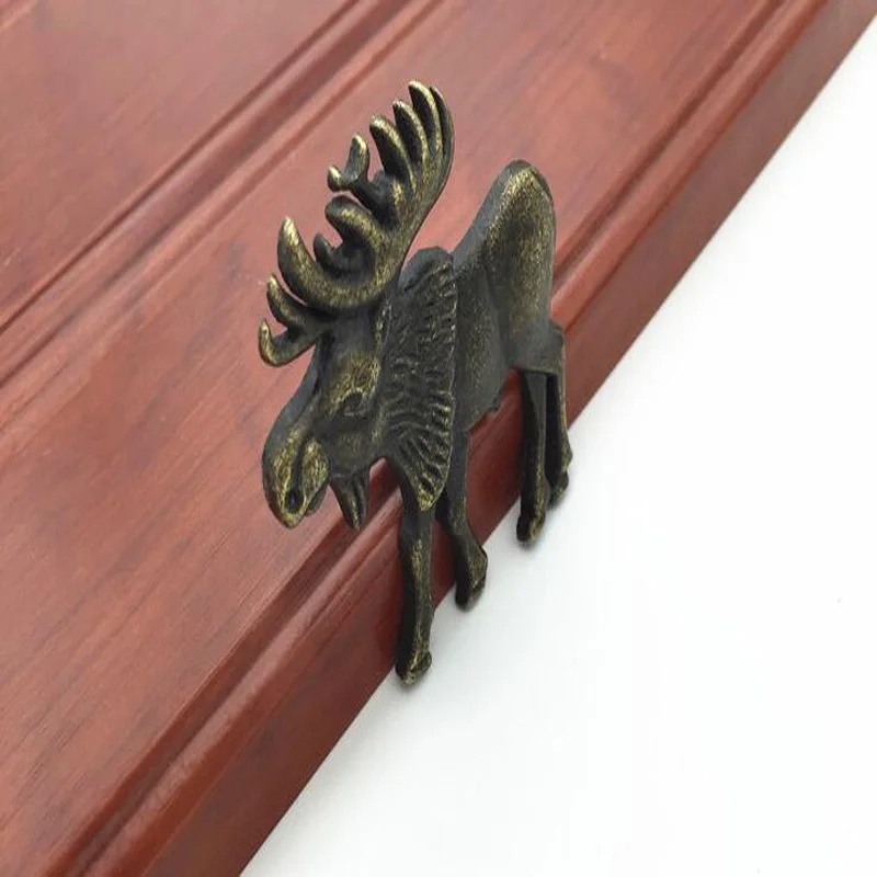 Vintage Furniture Cabinet Knobs And Handles Bronze Tone Pattern Drawer Cabinet Desk Door Pull Handle like deer