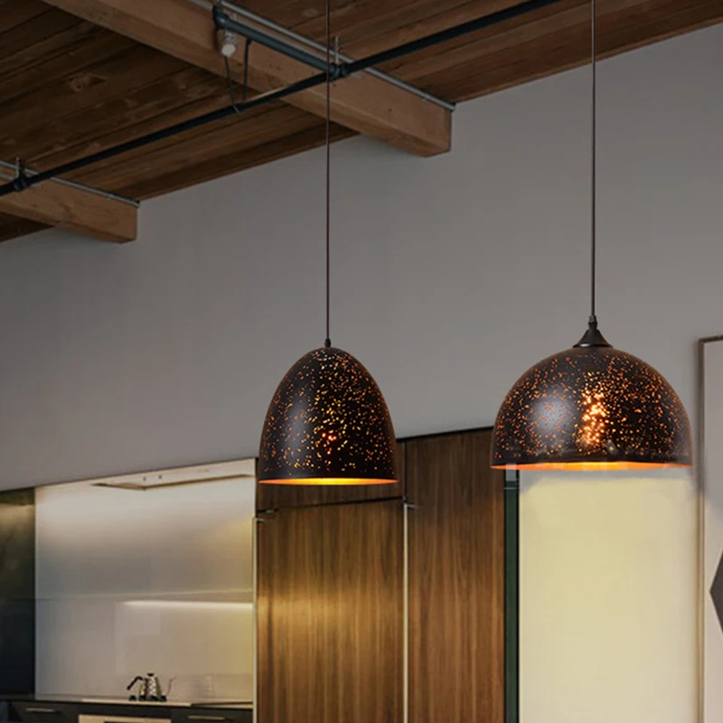Vintage Pendant Lamp Iron Loft Nordic Porous Retro E27 Etching Lampshade Bar Restaurant Lamp Industrial Wind Rust Pendant Lamp
