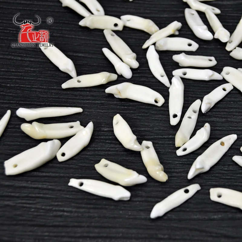 100pcs White Tooth Natural Bone Beads Pendants For Diy Jewelry Making Fashion Jewelry Accessories 15~25mm, Hole: 1.5~2mm