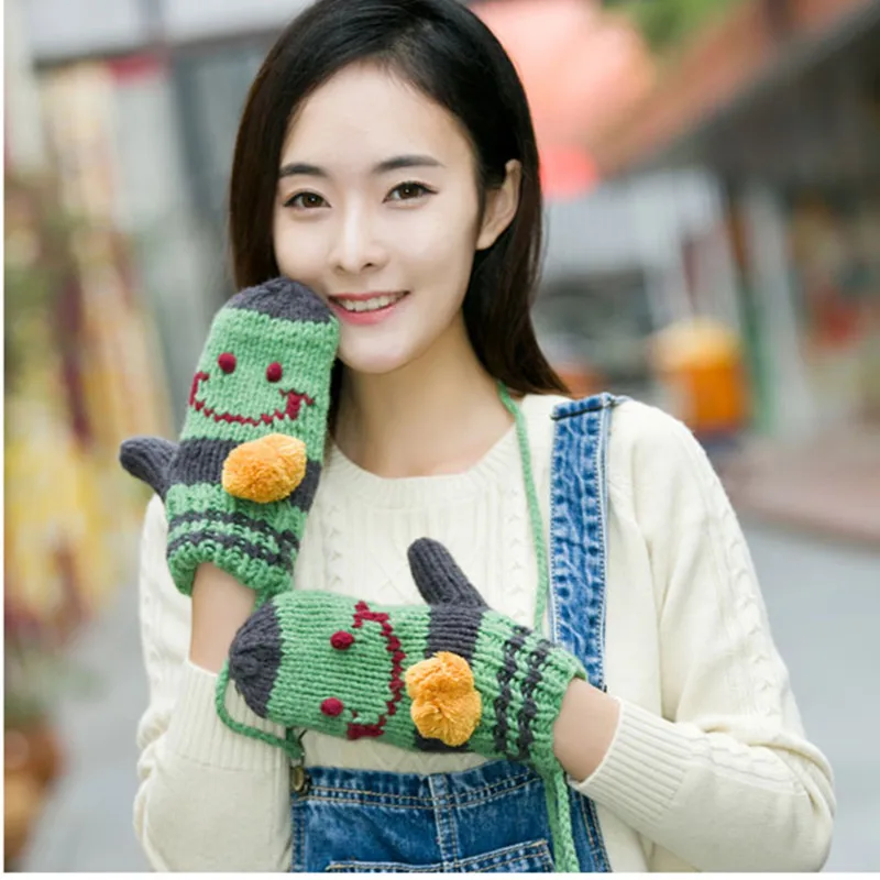 Cute Smile Face Winter Warm Mittens Handmade Knitted Gloves