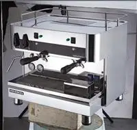 Wingkin220 ايطاليا آلة القهوة إسبرسو آلة القهوة التجارية شبه التلقائي المقاوم للصدأ مزدوج الرأس مع أنابيب البخار