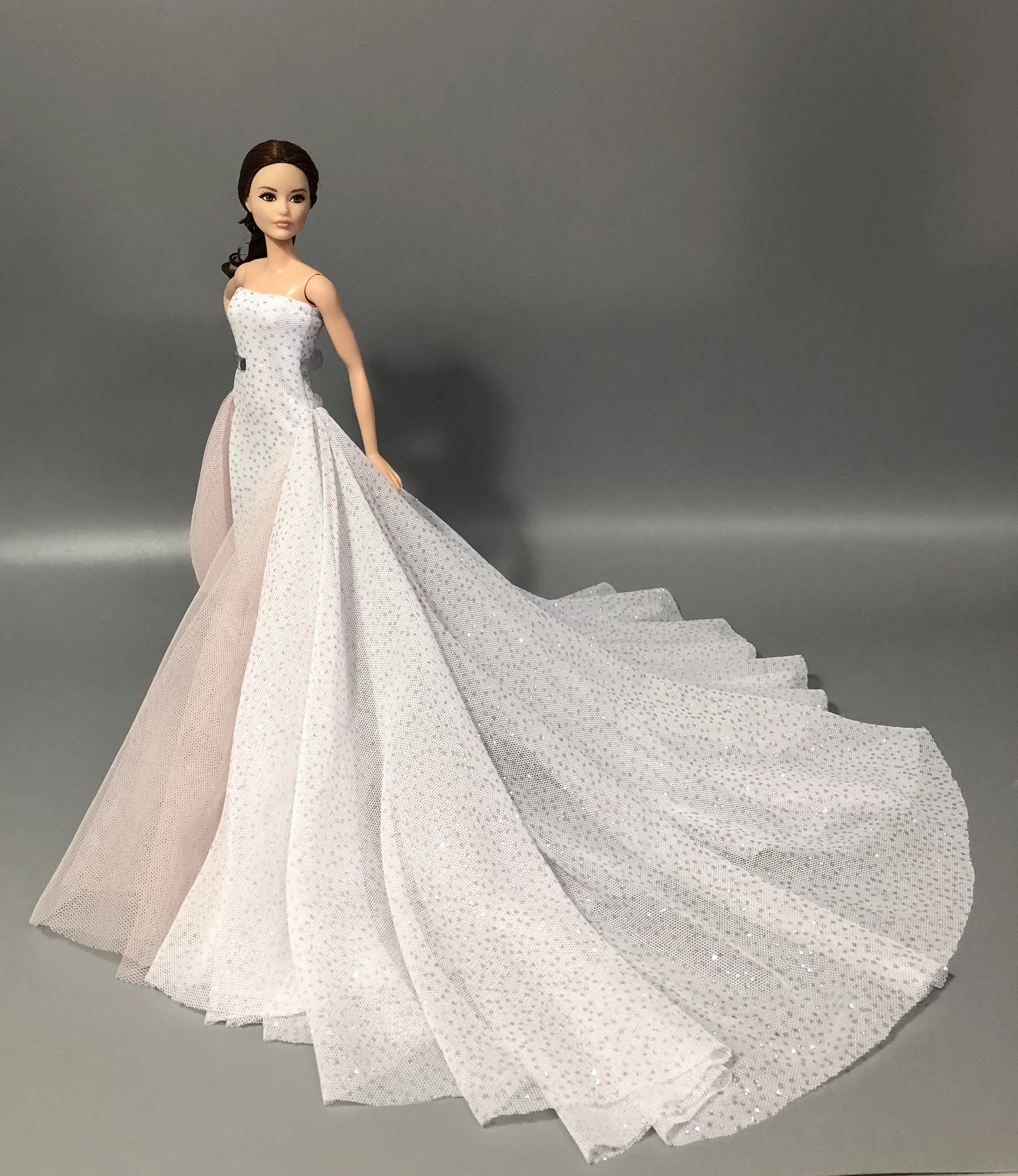 The accessories for barbie dress barbie doll clothes wedding dress quality goods fashion skirt princess dress doll accessories