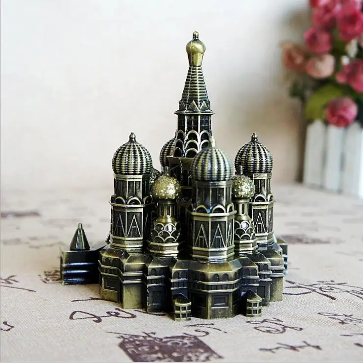 New Russian Landmark Building Kremlin Metal Model Onion Head Princess House Home Furnishing