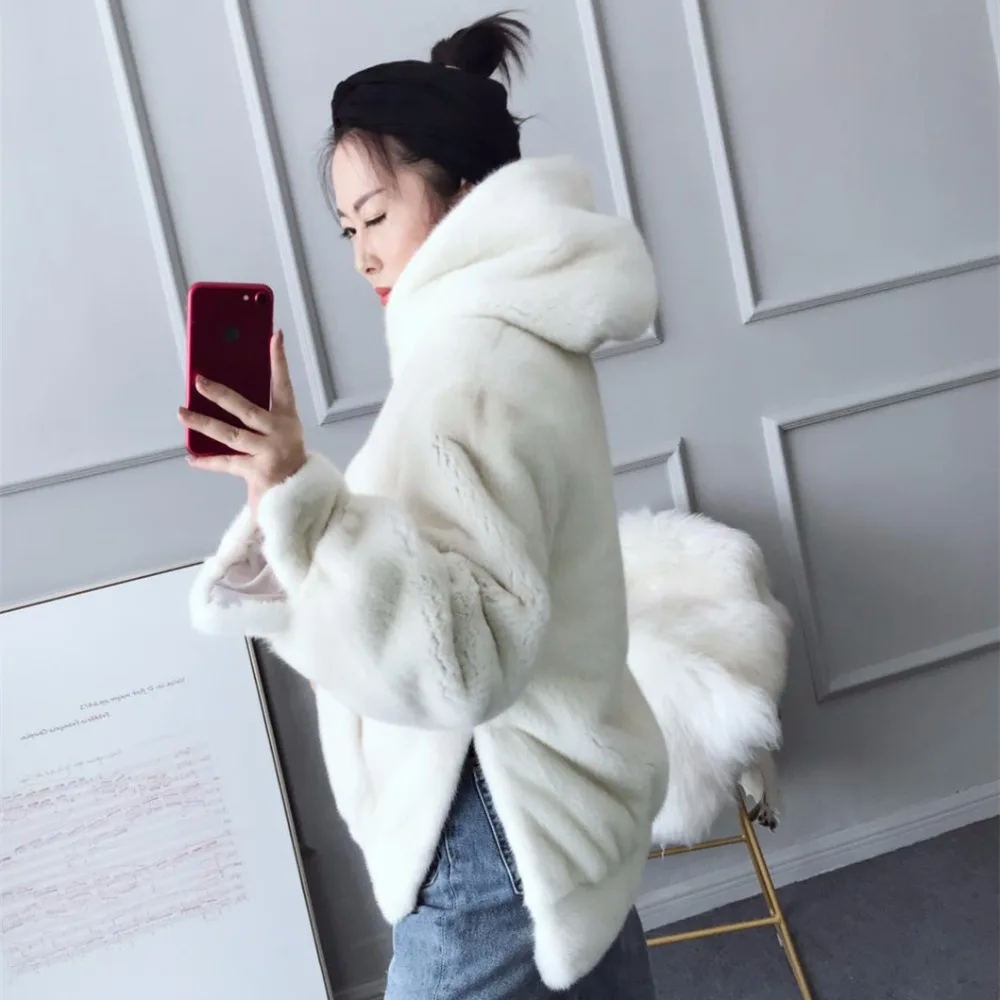 2023 New Fashion  Women Regular Overhead  Coat with Hood 100% Real Natural Mink Fur Winter Warm Thick  Whole Mink Fur  Jacket