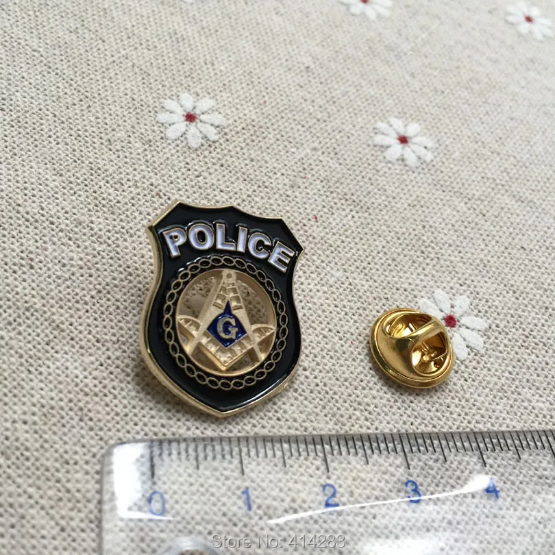 100pcs Masonic Lapel Pin crafted enamel badge with cutout square and compass inside the lapel pin for police