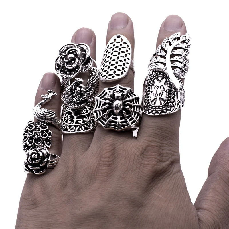 25pcs/lot Mixed Styles Bohemia Animal Rings for Women New Arrival Ancient Silver Plated Hollow Vintage Rings Party Gift