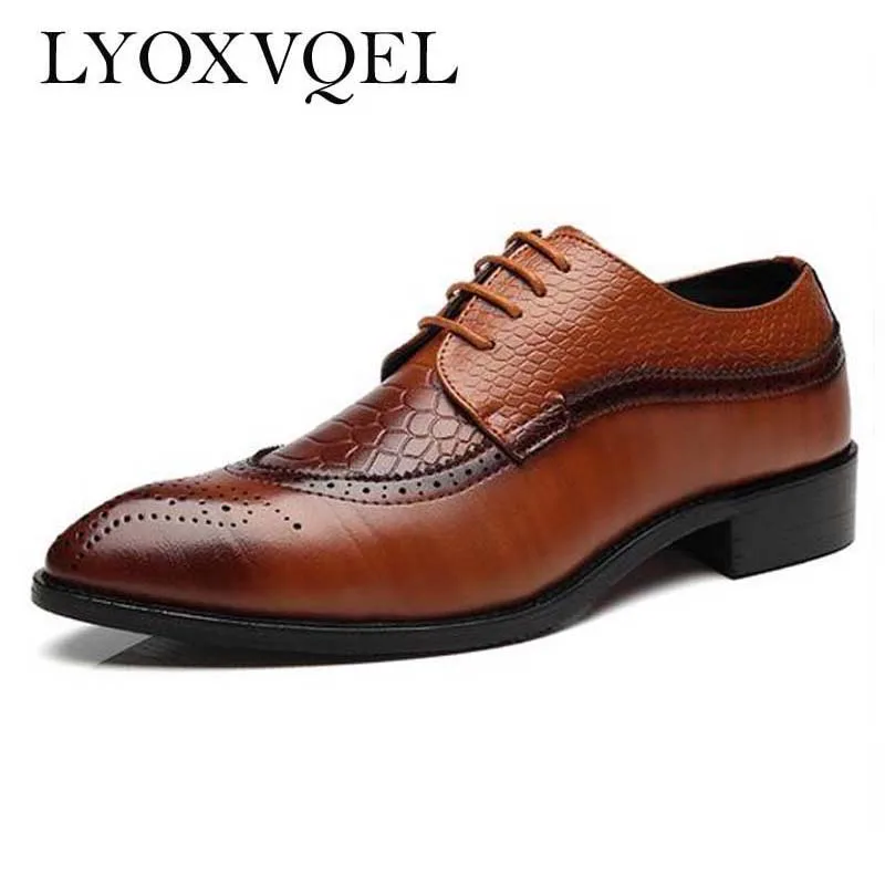 Size 47 48 Fashion PU Leather Men Dress Shoes Pointed Toe Bullock Oxfords Shoes For Men, Lace Up Designer Luxury Men Shoes M067