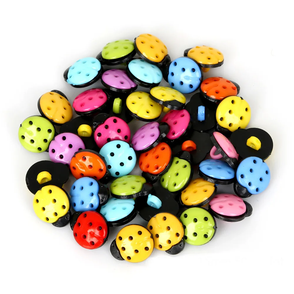 50PCS 15MM Red Dyed Plastic Ladybird Decorative Buttons Sewing Scrapbooking Craft