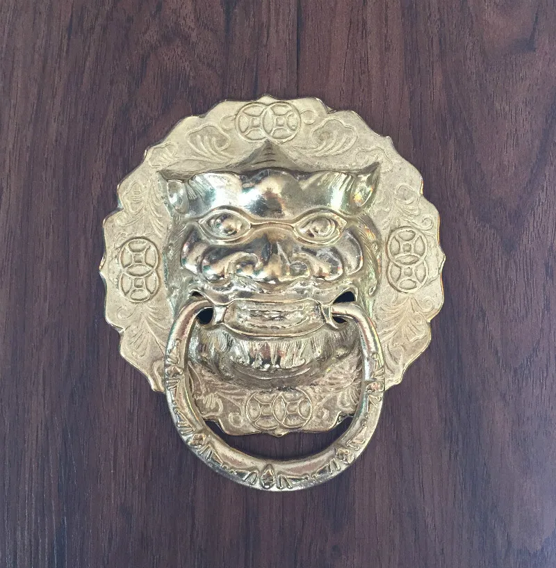 Shin! Chinese antique door door handle retro wooden door handle copper lion beast Head Knocker copper handle