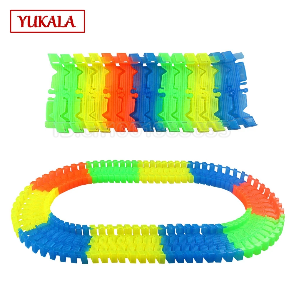 

Education creative puzzle flexible children toy accessories 464/504/544 wholesale plastic bent DIY track free conversion model