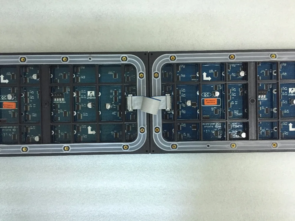 P5 Buiten Waterdicht Full Color Led Display 64X32 Pixel 320X160Mm Paneel 1/8 Scan Smd 2727 Rgb P5 Led Module Video Wall Hd Paneel