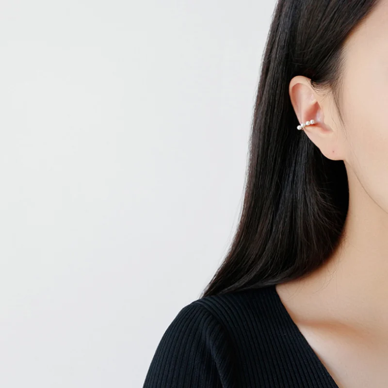 F.I.N.S S925 Sterling Silver Circle White Pearl Clip on Earrings Ear Cuff for Women Clip Earrings Without Piecing 1pc