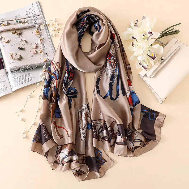 European and American fashion classic horse pattern plaid wagon chain scarf shawl t decoration simulation silk scarf female