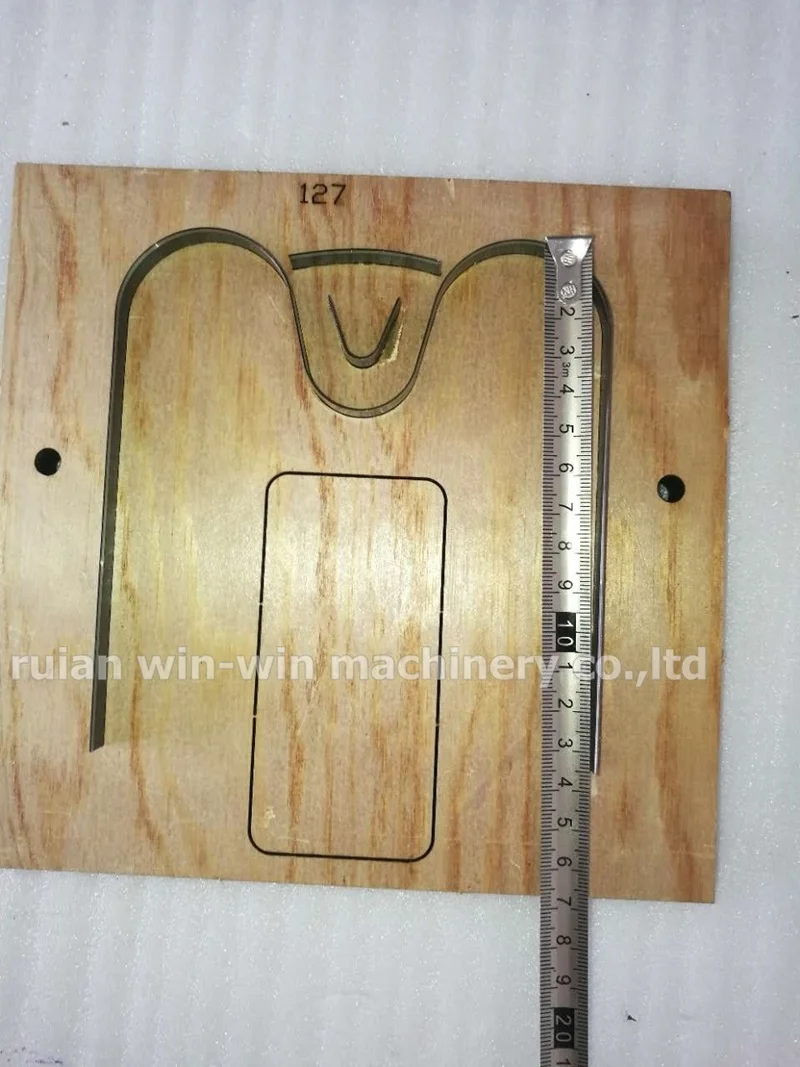 127x135 punching knife