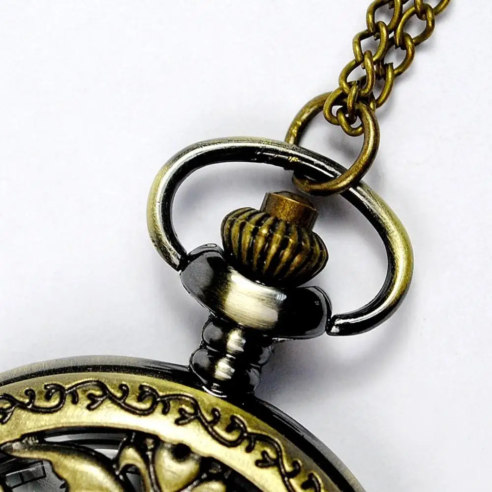 Factory direct pocket watch Exquisite personality three butterfly hollow pocket watch carved flip large table 8147