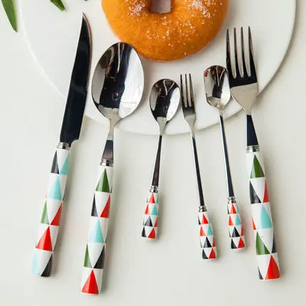 

6PCS Porcelain Creative Flatware Set Coloful Classic Fork Knife Spoon Appetizer Dessert Wedding Chritmas Gift Free Shipping
