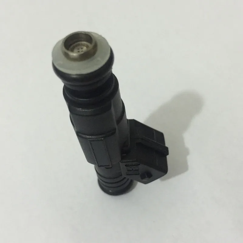 高インピーダンス性能 LS1 LS6 650CC 60lbs ユニバーサル 1ボールホール E85燃料噴射装置 V8 BMW ベンツ アウディ フォード モータースポーツ用