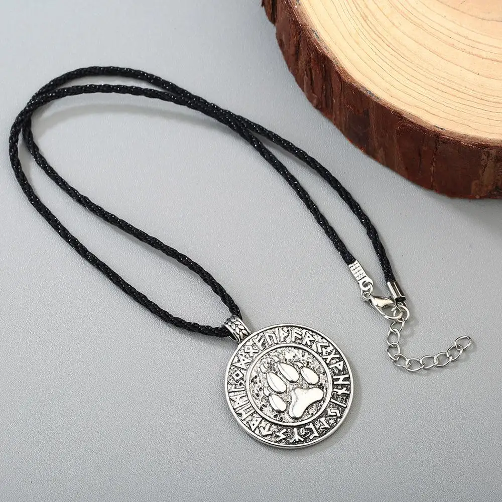 Slavic Veles Symbol Kolovrat Pendant Wolf Bear Paw Amulet Viking Runes Talisman Jewelry Necklace Men Pagan