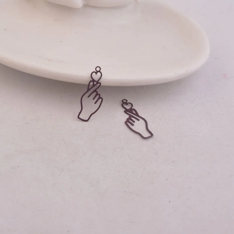 50pcs AC9608 9*22mm Hand Charms Metal Jewelry Filigree Earrings Findings