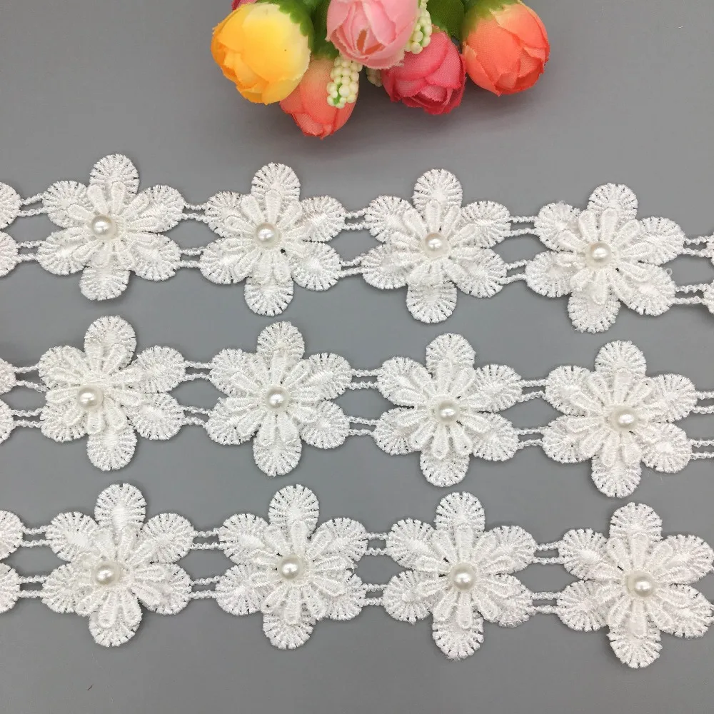 20x Vintage Bianco 3D Fiocco di Neve Della Perla Del Merletto Trim Nastro di Tessuto Applique Da Cucire Patch FAI DA TE Della Fascia Abito Da Sposa