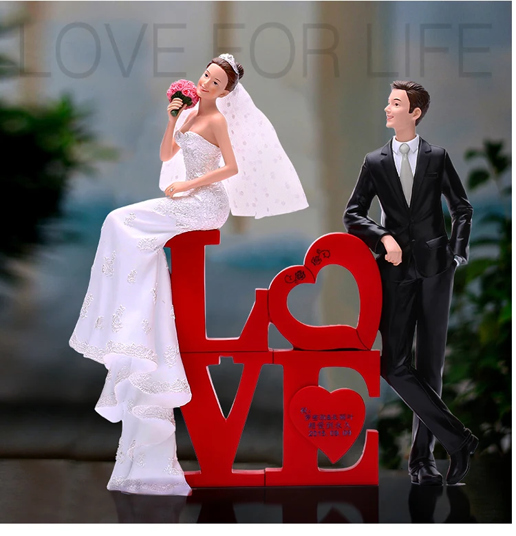 

Love bride and groom wedding cake topper gfits favors wedding favor custom name for you cake topper figurines