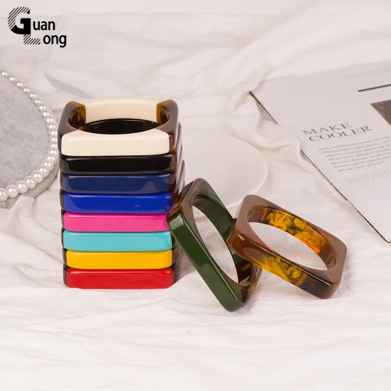 Guanlong Vintage Resin Acrylic Fashion Cuff Bracelet Bangles For Women Mix Color Square Geometric Bangle Elegant Party Jewelry