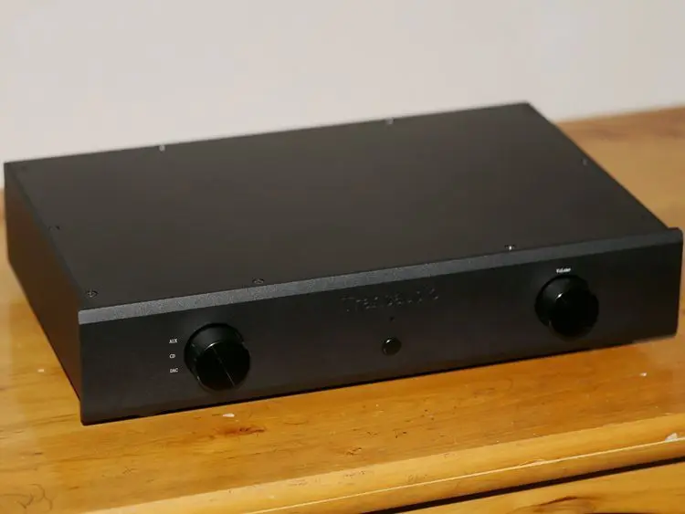 

ZEROZONE Hi end Full balance Single-ended class A preamp (Sound very Excellent ) L8-30