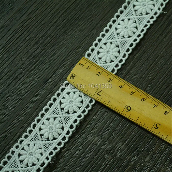 2015 New 14Yards 3CM Width Cute Water Soluble Lace Fabric DIY Decorative High Quality Off White Cotton Embroidery Lace Trim