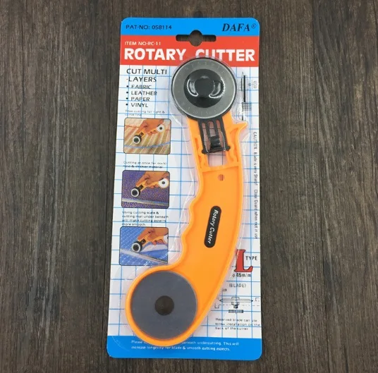 DAFA Brand Rotary Cutter With Diameter 45mm/28mm Blade,Cut Multi/Fabric/Paper/Leather/Vinyl For Tailoring,Excellent Quality