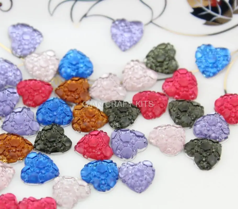 

700pcs mixed colors Matte art deco Hearts cameo filigree resin Cabochons DIY Flatback Appliques foiled rhinestone gem Cabs D25