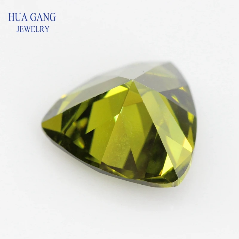 5A Peridot Trillion Shape Cubic Zirconia Brilliant Cut Loose CZ Stone Synthetic Gems Beads For Jewelry Size 3x3-12x12mm