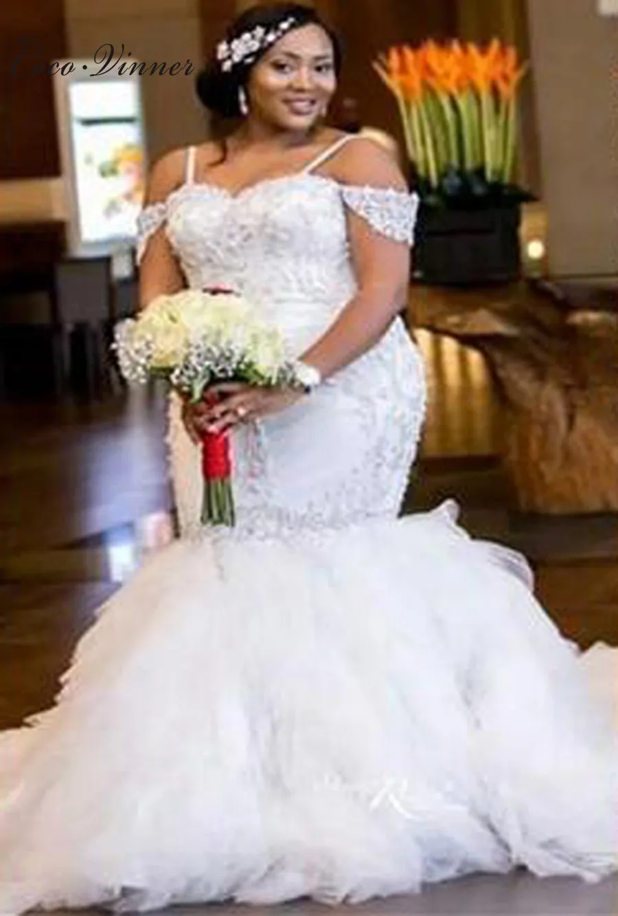 อเมริกาสไตล์ใหม่ชุดเดรสเมอร์เมดที่กําหนดเองฉัตรรถไฟพัฟคริสตัลลูกปัด PLUS ขนาดชุดแต่งงานสําหรับผู้หญิง W0215