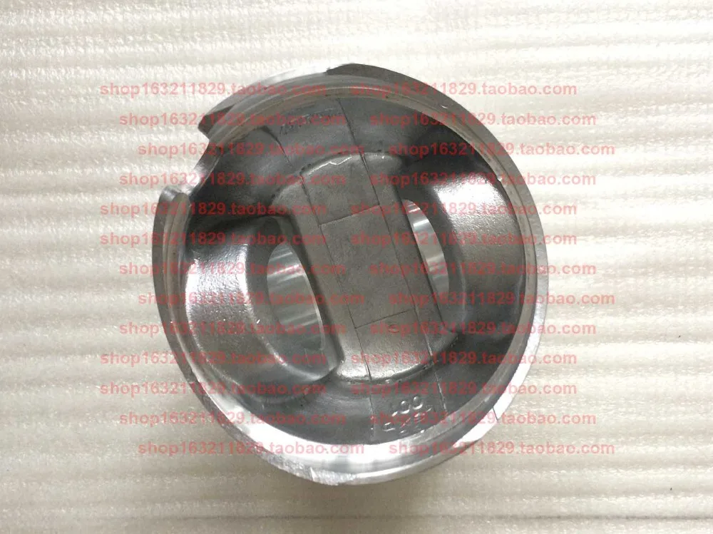 KM485QB-04005 Piston + KM485QB-01003 Cylinder liner / sleeve + Piston ring + KM485QB-04004 Piston pin, Laidong KM385BT engine