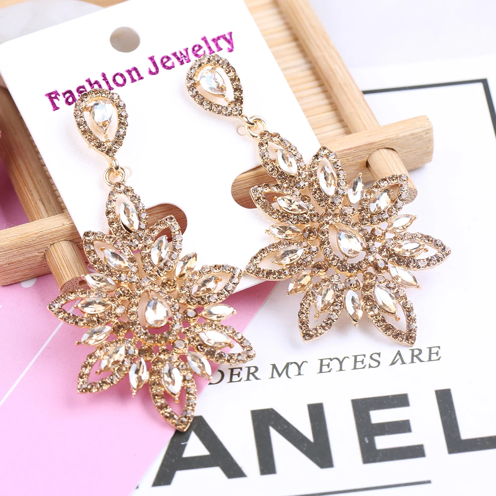 VEYO Dangle Earings for Women Leaf shape Crystal Earings Hollow out Full Rhinestone Fashion Jewelry Pendientes New Wholesale