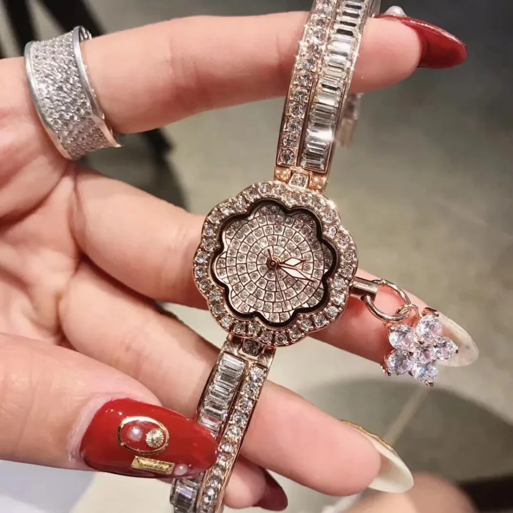 Ultra Thin Women Bracelet Watches Luxury Full Crystals Fashion Watch Rhinestone Flower Tassel Wrist watch Romantic Floral Case