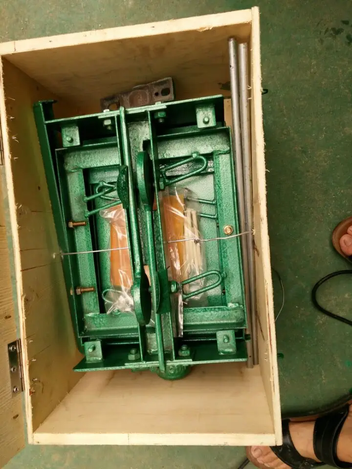 スクールチョークマシン/黒板チョークメーカー/無塵チョーク金型