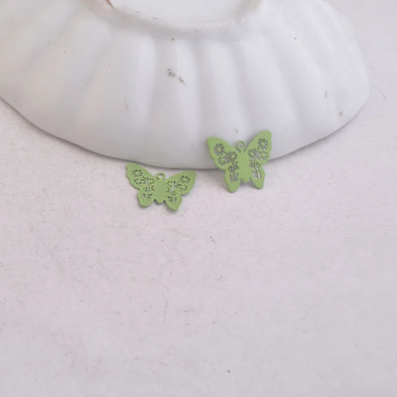 100 Stück AC2861 12mm*14mm Schmetterlings-Anhänger, bemalte Tier- und Schmetterlings-Charms – Detail 5
