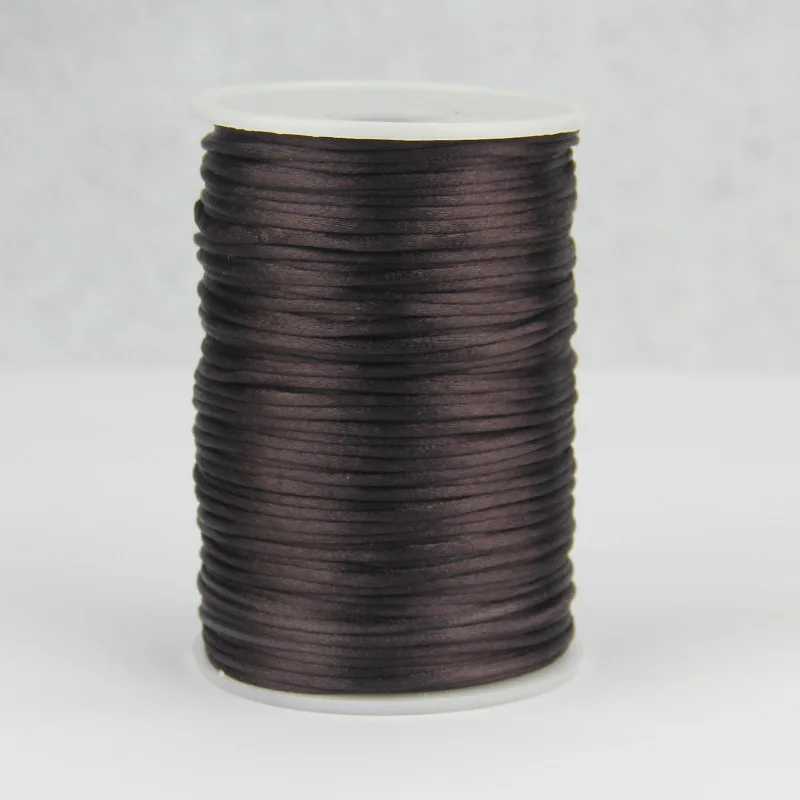 Nieuwe 2,5 mm 100 yard Chinese knoopkoord 24 kleuren Rattail satijn gevlochten string sieraden bevindingen kralen touw voor DIY mode ambacht