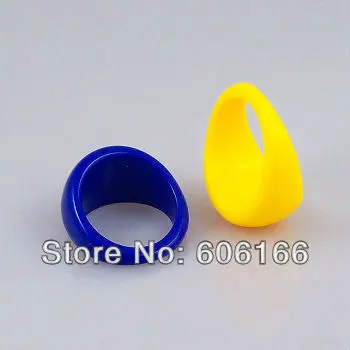 200pcs 14mm CUTE Mix Color Resin Lucite Rings Pearly Luster Colored Acrylic Party Rings Children Girls Fashion Jewelry