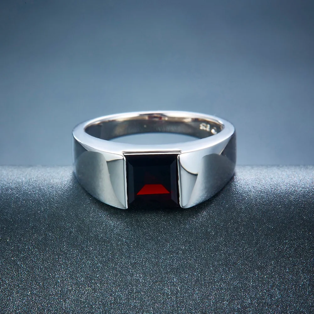 Natural Black Garnet Unisex Ring 925 Sterling Silver 1.9 Carats Natural Gemstone Rings Fine Jewelry Classic Design for Gift