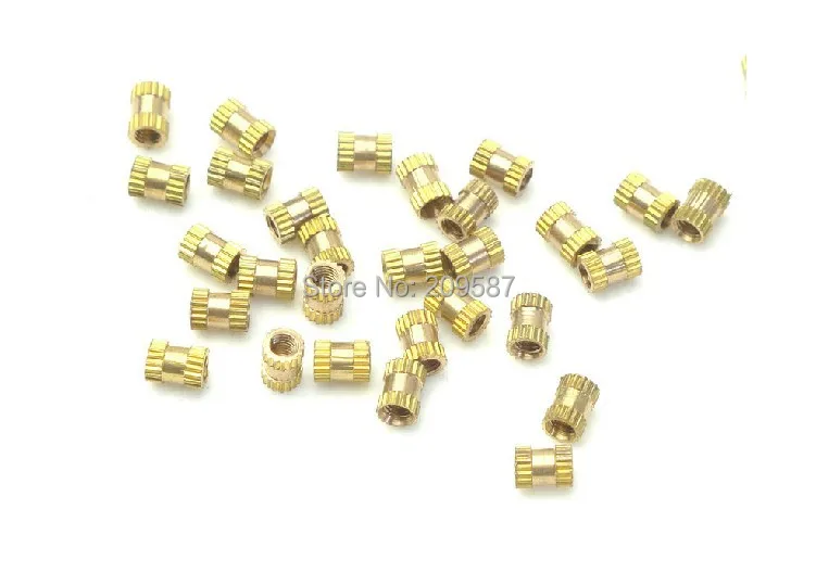 100Pcs ทองเหลือง Knurl Nuts M2.5x8mm(L)-3.5มม.(OD) เมตริกเกลียว