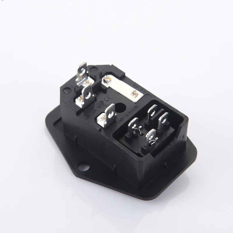 1PCS  YT977    Ac Power Outlet With Lamp With The Fuse With The Switch Equipment Power Socket  250V  10A   COPPER