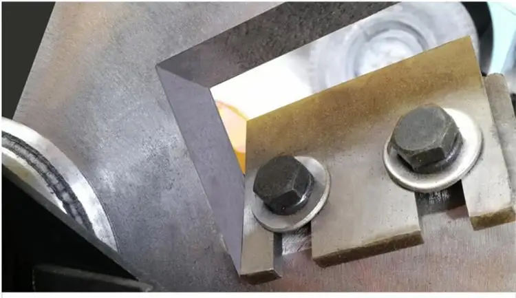 Двойной порт подачи небольшой деревообрабатывающий станок/Деревообрабатывающий станок