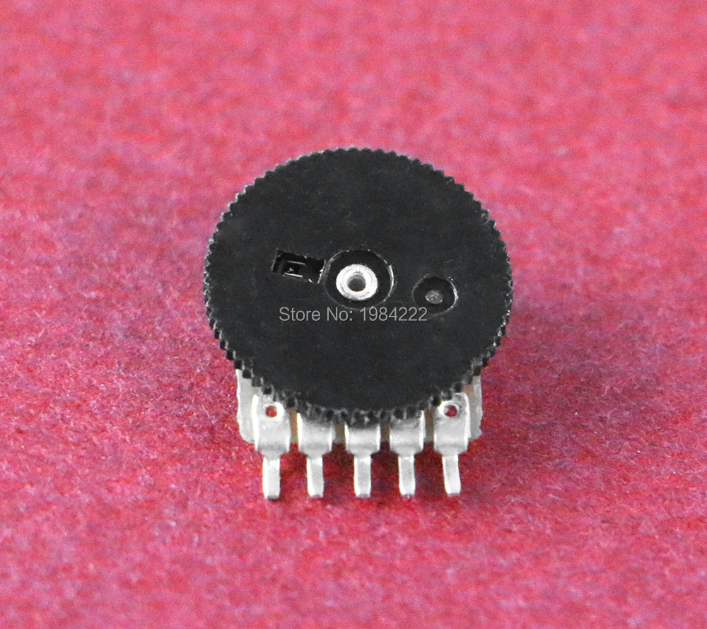 50 ชิ้น/ล็อตเปลี่ยนปริมาณสําหรับ Game boy สําหรับ GBA GBC เมนบอร์ด Potentiomete