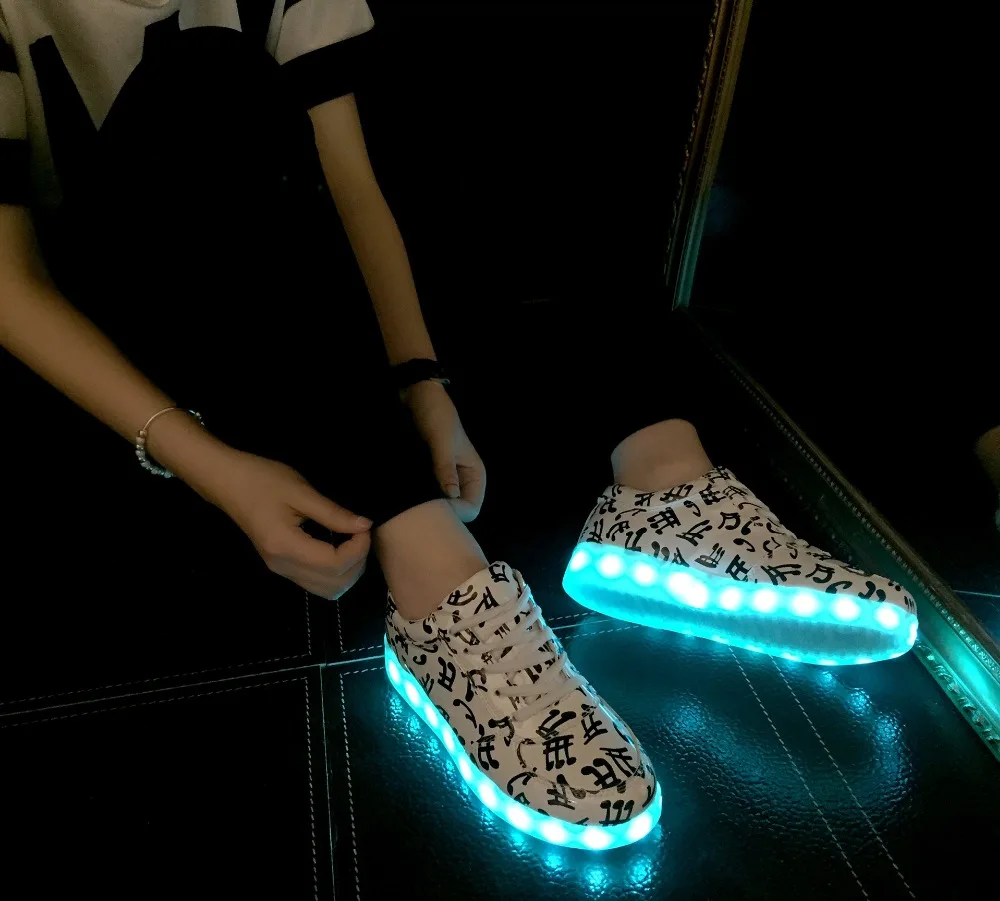 UncleJerry Musical Note Glowing Led Sneakers for boys,girls,men and women USB Charging Light Up Shoes Adult Fashion Party Shoes