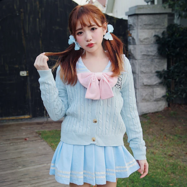 Princess sweet lolita sweater BoBON21 Original design College style badge embroidery twist Knitting cardigan blue sweater T1262