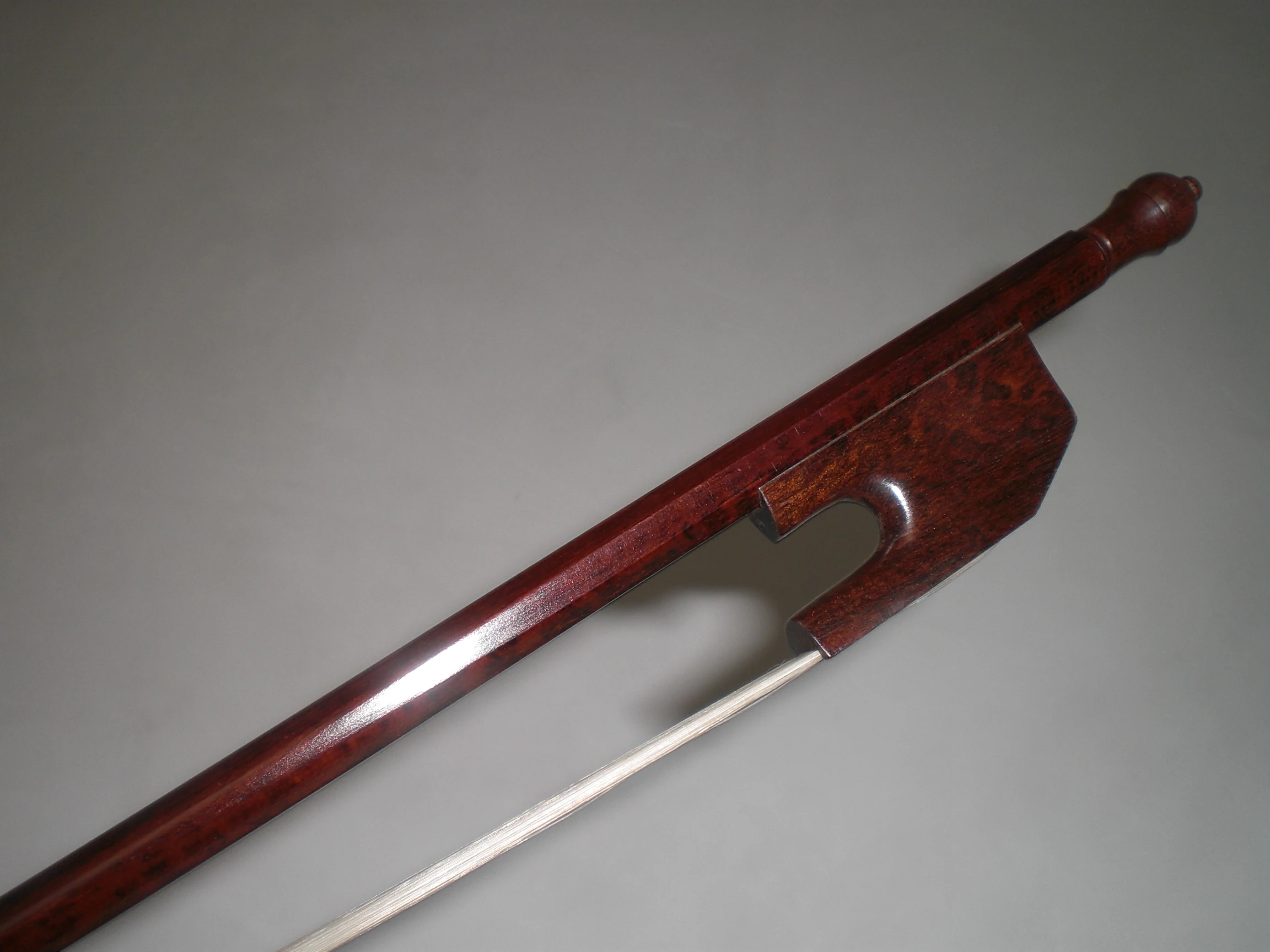 

1 PC NEW type Cello Bow Snakewood Baroque Cello Bow 4/4 white Horse Hair